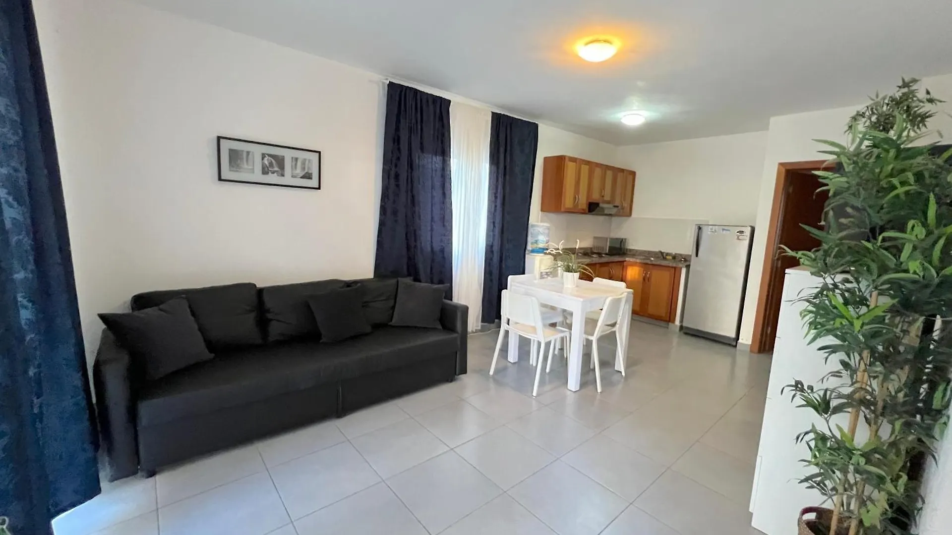 Sol Caribe Suites - Playa Los Corales - Beach Club, Wifi, Swimming Pool Punta Cana