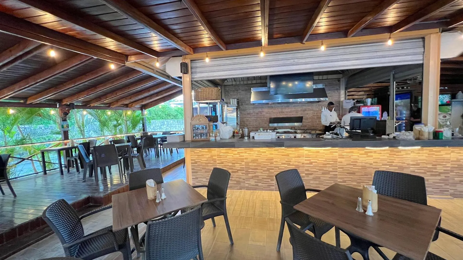 Hotel Sol Caribe Suites - Playa Los Corales - Beach Club, Wifi, Swimming Pool Punta Cana