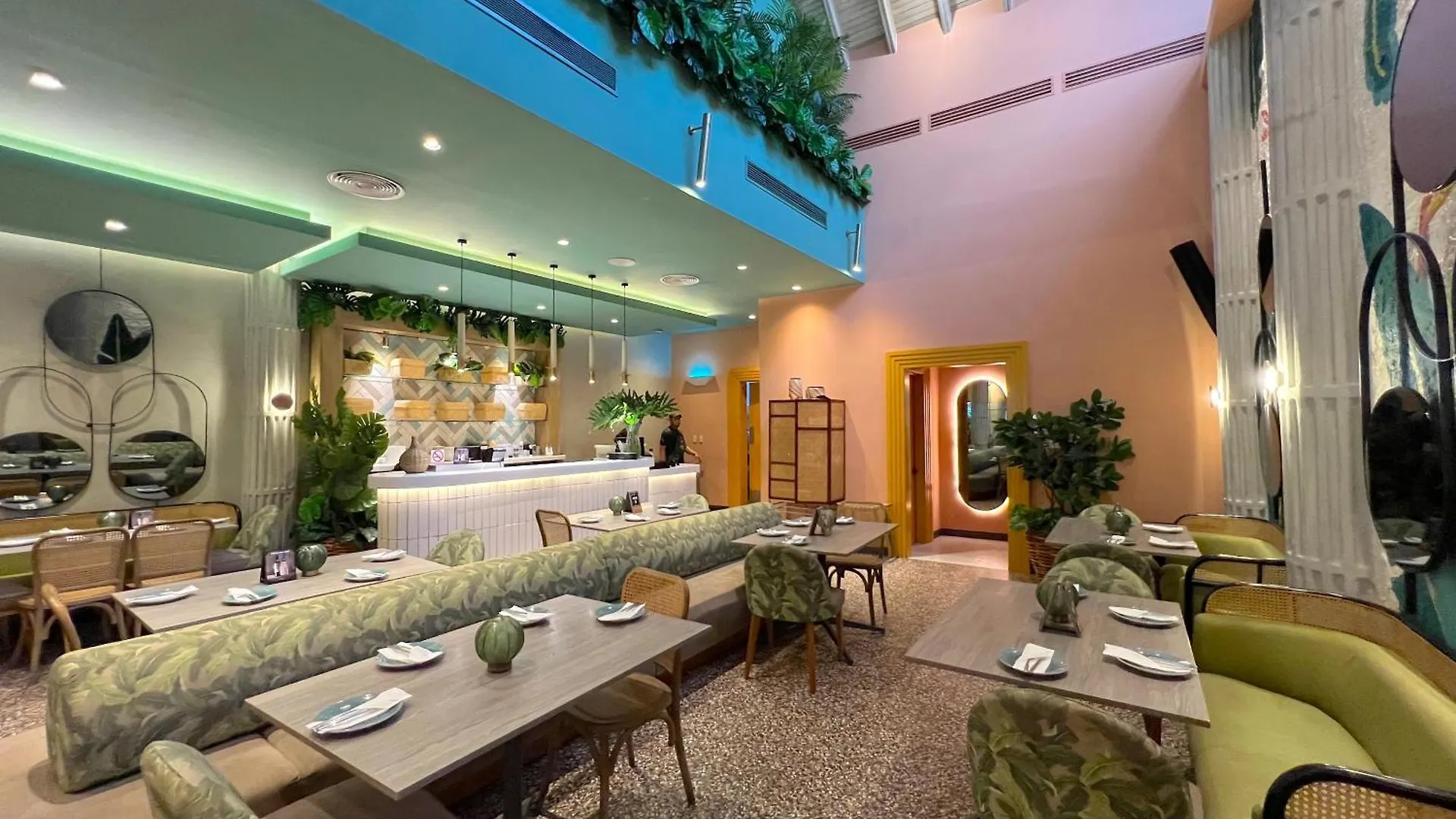 Sol Caribe Suites - Playa Los Corales - Beach Club, Wifi, Swimming Pool Punta Cana 5*,