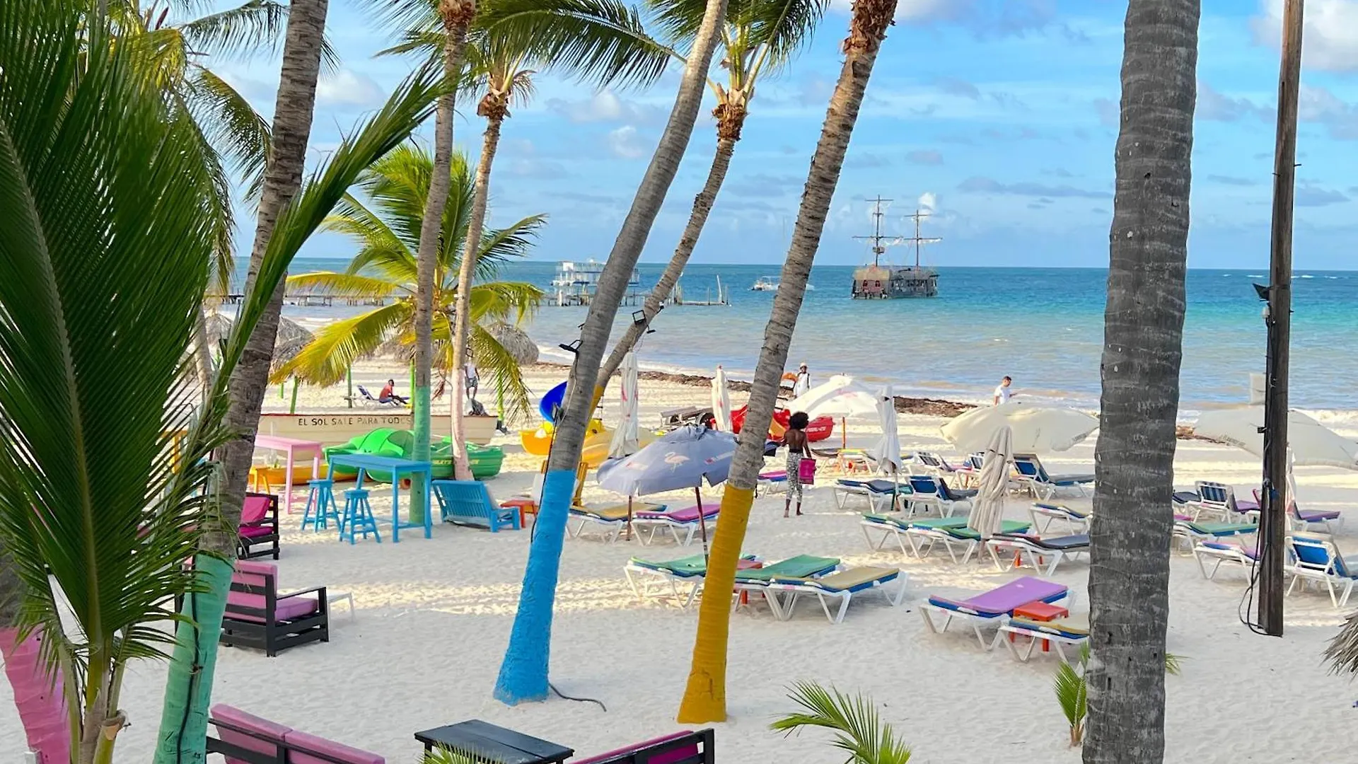 Hotel Sol Caribe Suites - Playa Los Corales - Beach Club, Wifi, Swimming Pool Punta Cana
