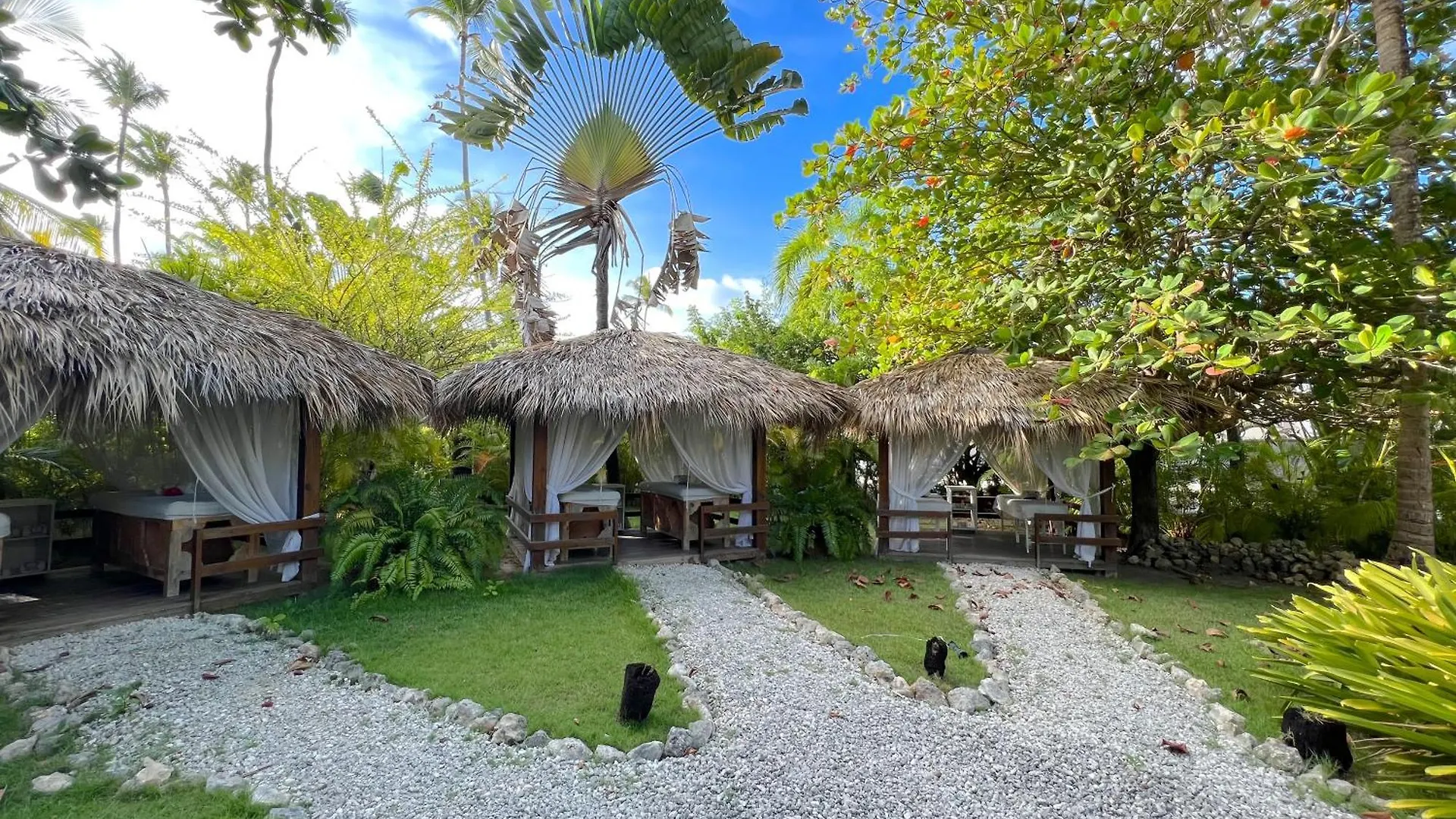 Sol Caribe Suites - Playa Los Corales - Beach Club, Wifi, Swimming Pool Punta Cana
